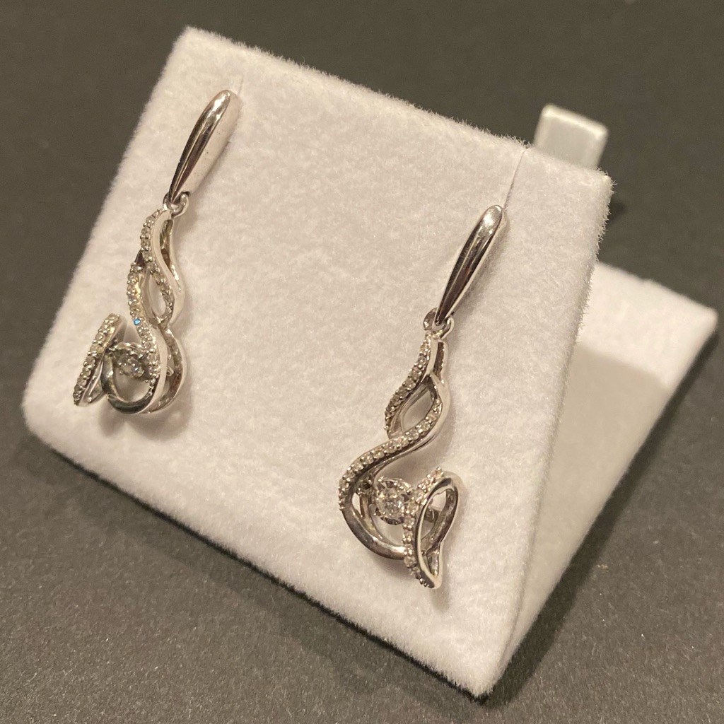 Dancing Natural Diamond 14 Ct Drop Earrings In Sterling Silver 244 Mm